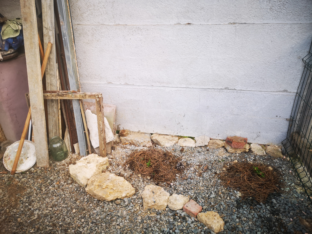 Да! Хлам до конца не убран, но его издалека не видно😁