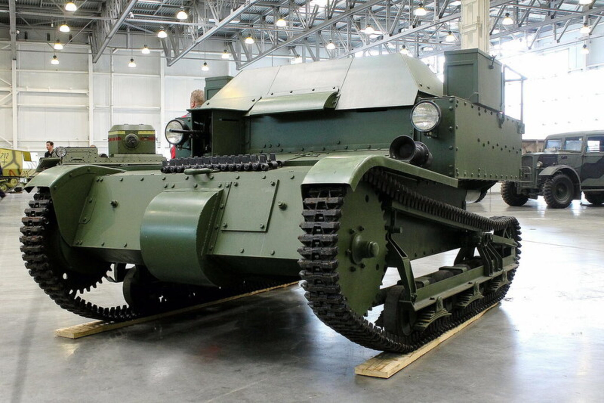 Танкетка Т-27, послужившая базой для СУ-76. Фотография в свободном доступе.