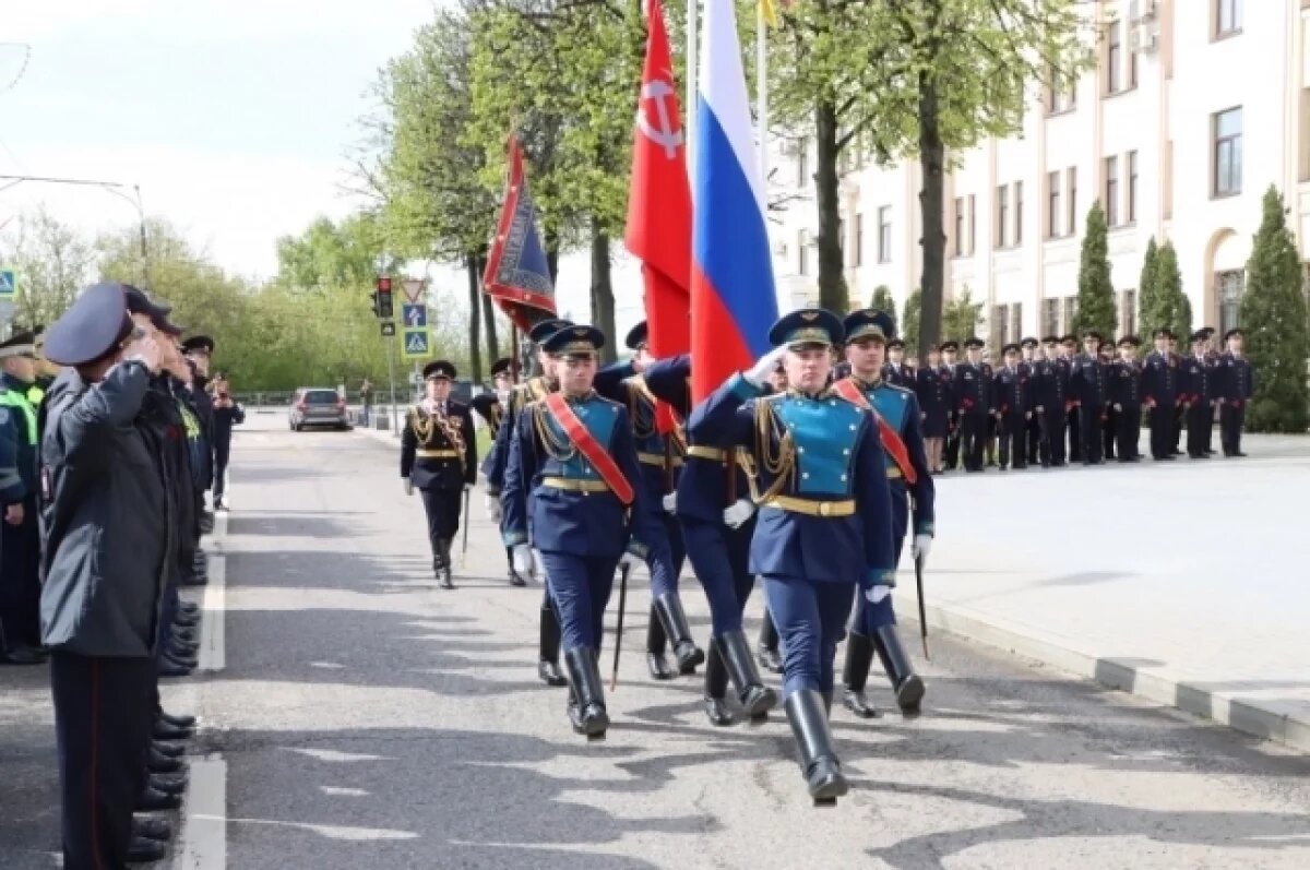    В Твери полицейские почтили память героев Великой Отечественной войны