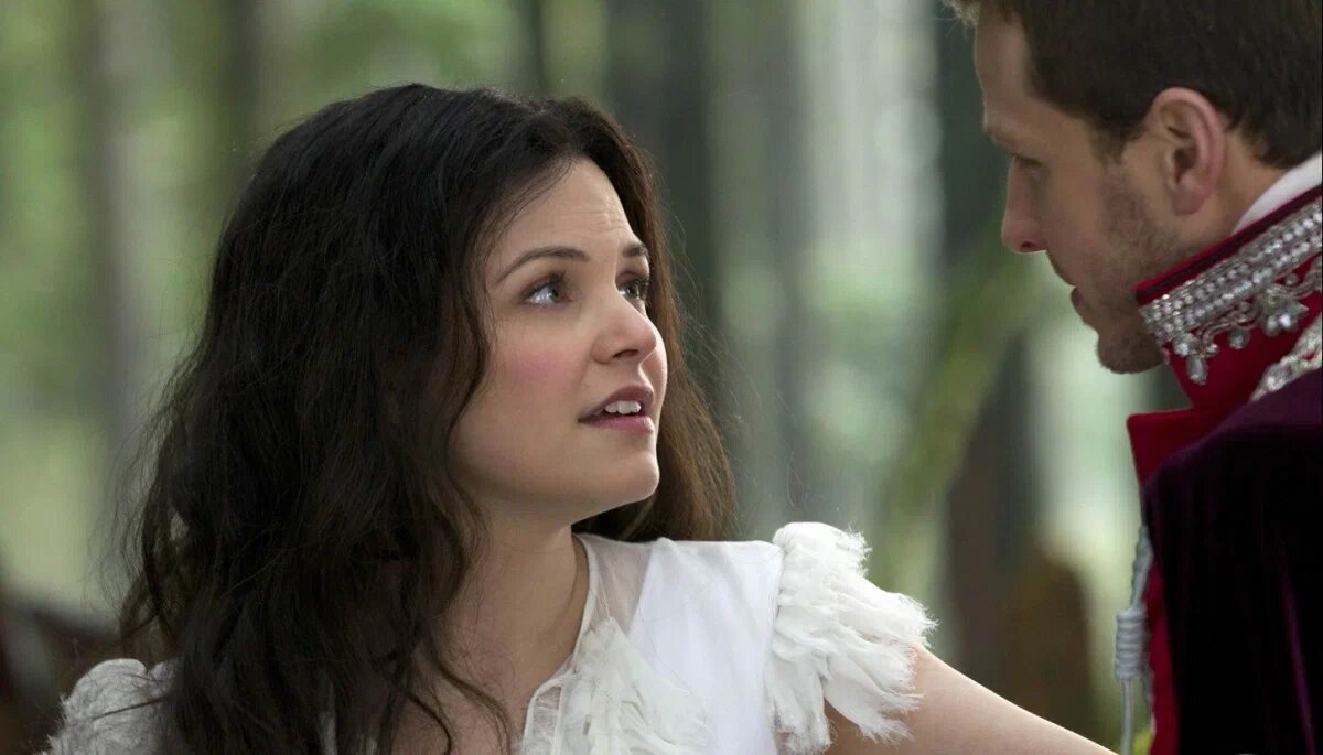 Белоснежка тут в иллюстративных целях. 