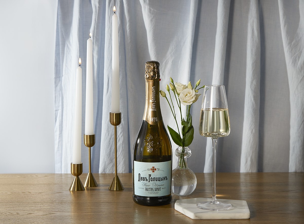 «Наследие мастера «Левъ Голицынъ» экстра брют белое