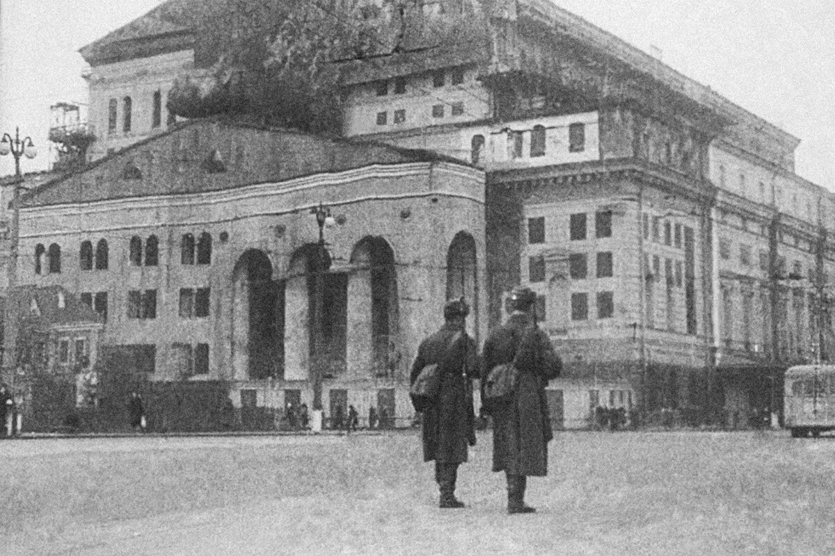 Маскировка Большого театра СССР в годы Великой Отечественной войны. 1941–1945 годы. Главархив Москвы