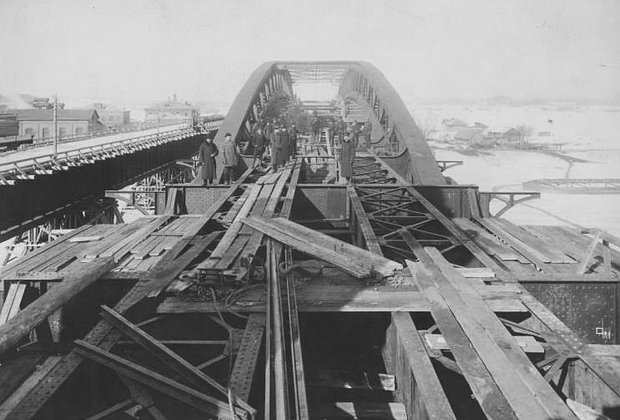    Молодой Шмаков принимал участие в строительстве Московской окружной железной дороги. Фото: Государственный каталог Музейного фонда Российской Федерации