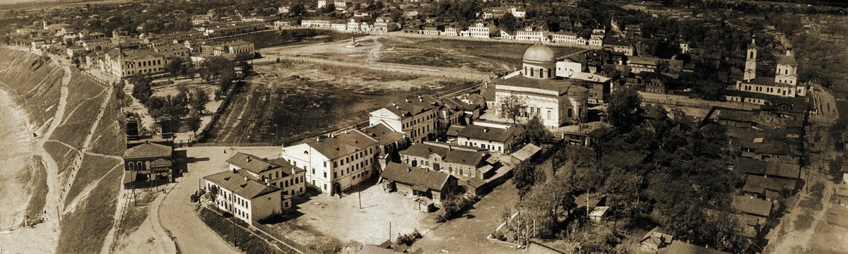 Панорама Ржева 1930-х годов. Из публикации «Краеведческие прогулки по Ржеву. Глава 2. Дома старого Ржева»