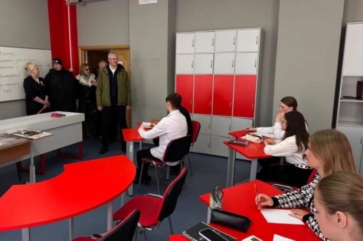    Владимир Солодов посетил новые «Точки роста» в Карагинском районе