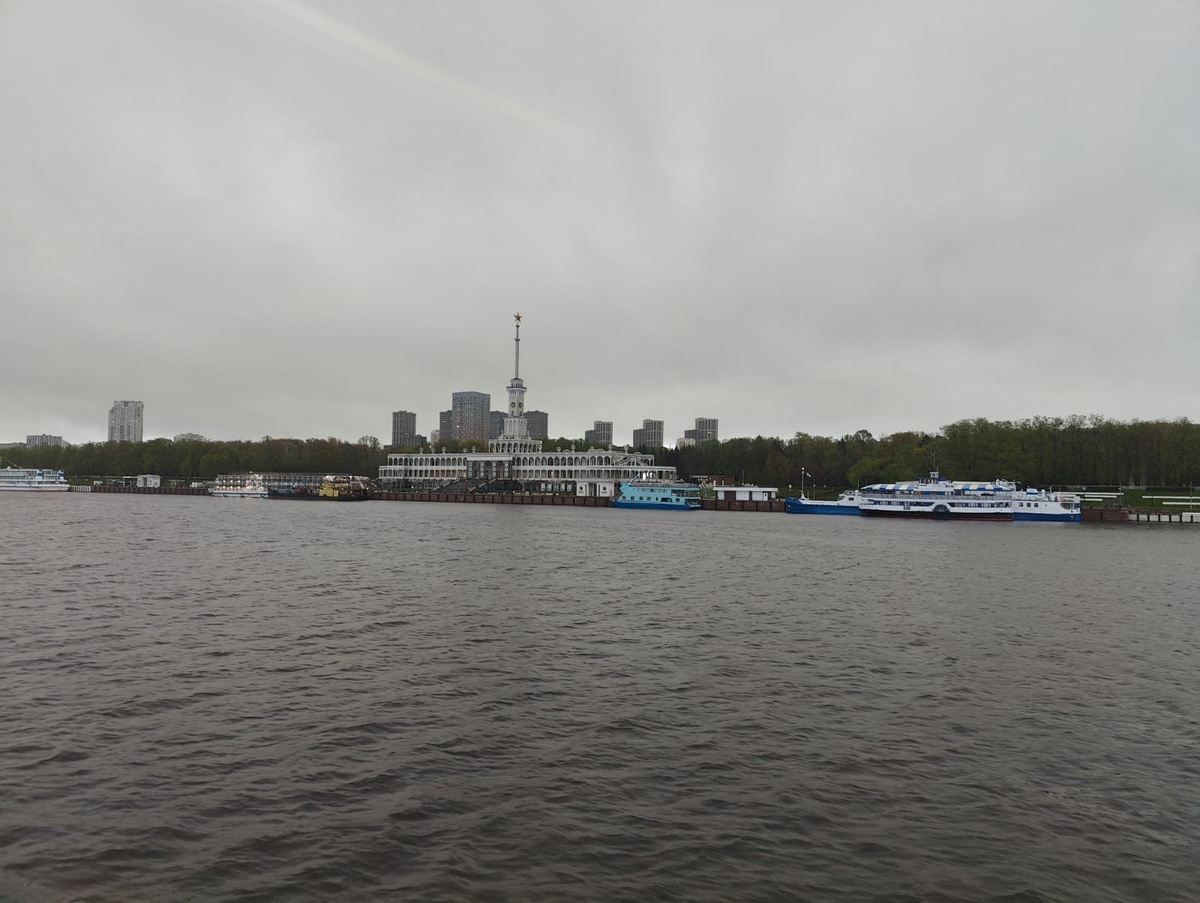 Возвращению в Москву.