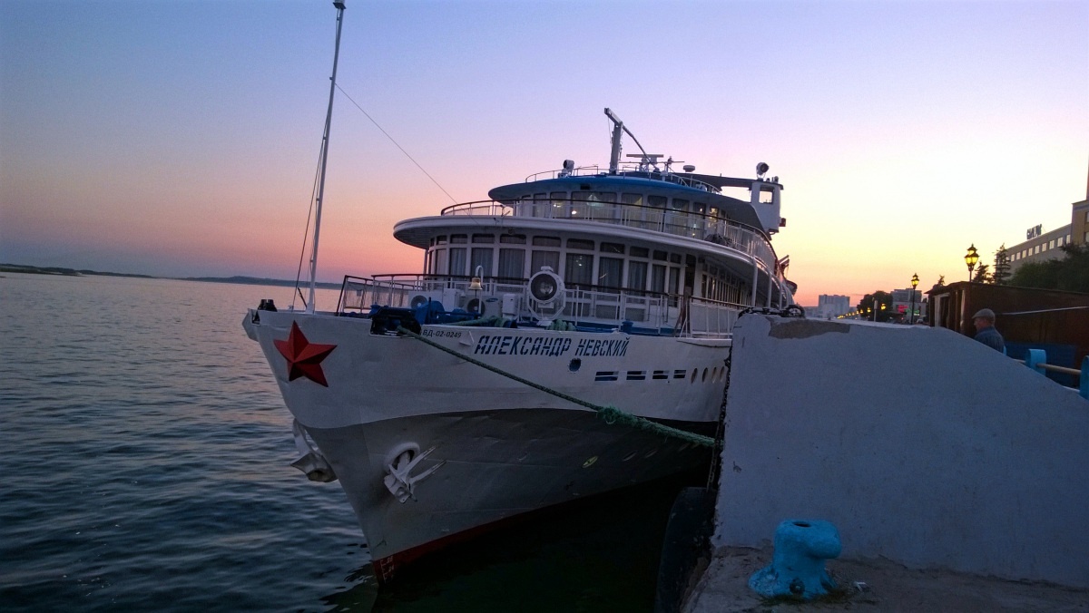 "Невский в Саратове"