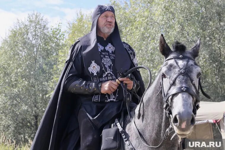 Владимира Шевчика заметили в составе конницы на репетиции парада победы. Фото: Денис Моргунов © URA.RU