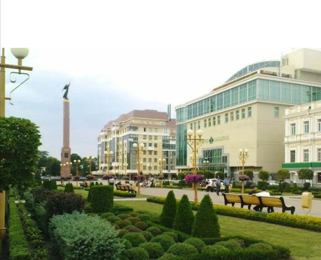 Ангел на площади Ленина