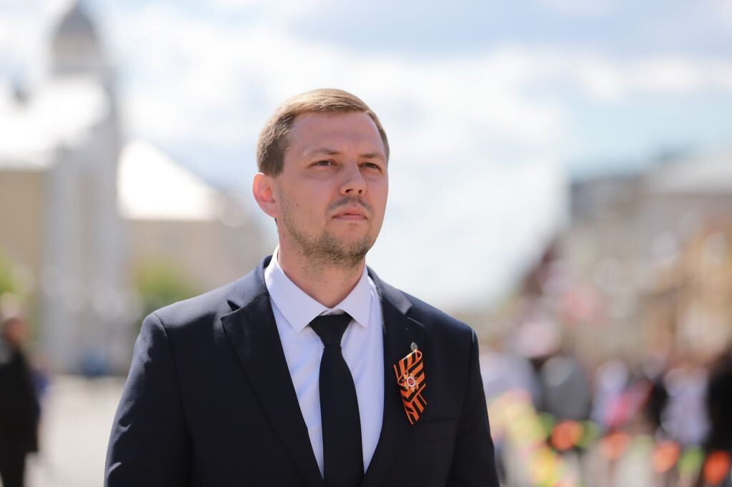     Открытие 40-ой легкоатлетической эстафеты .Сергей Кулыгин, "БР"