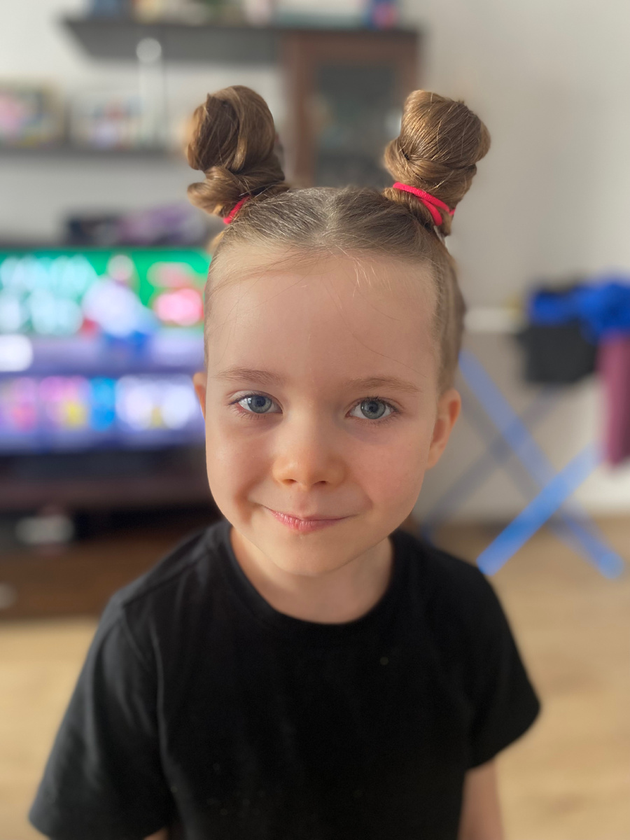 Козерог в своем виде)) Упрямая и целеустремленная! Скоро вместе со мной будет покорят улицы Петербурга. 