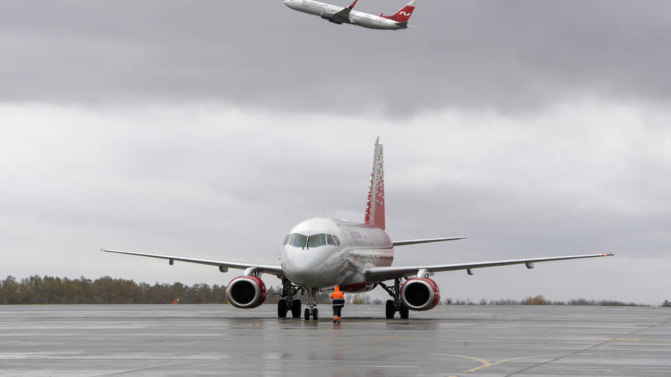 10 рейсов задержали из-за закрытия аэропорта Казани.📷Фото: Артемий Шуматов / Коммерсантъ