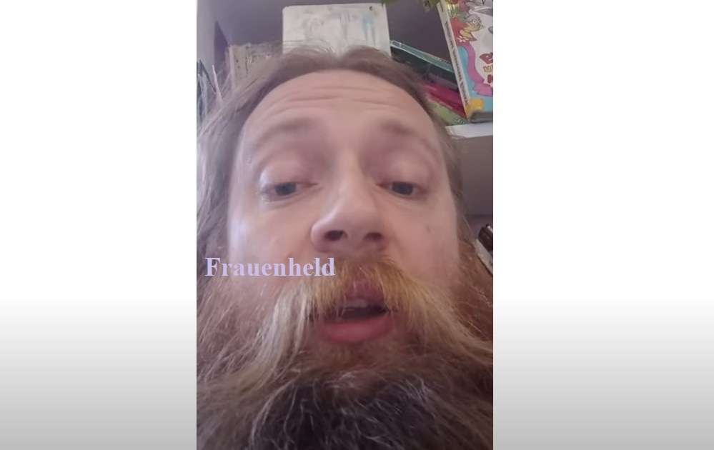 Скриншот автора канала с видео Евгения Теплякова