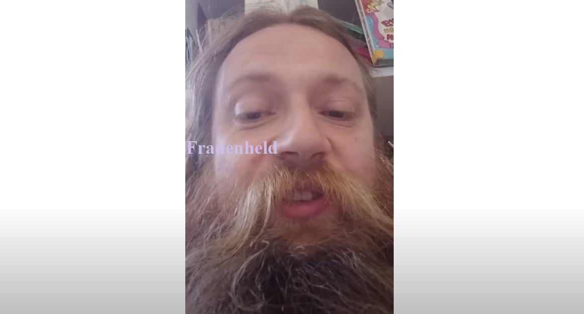 Скриншот автора канала с видео Евгения Теплякова