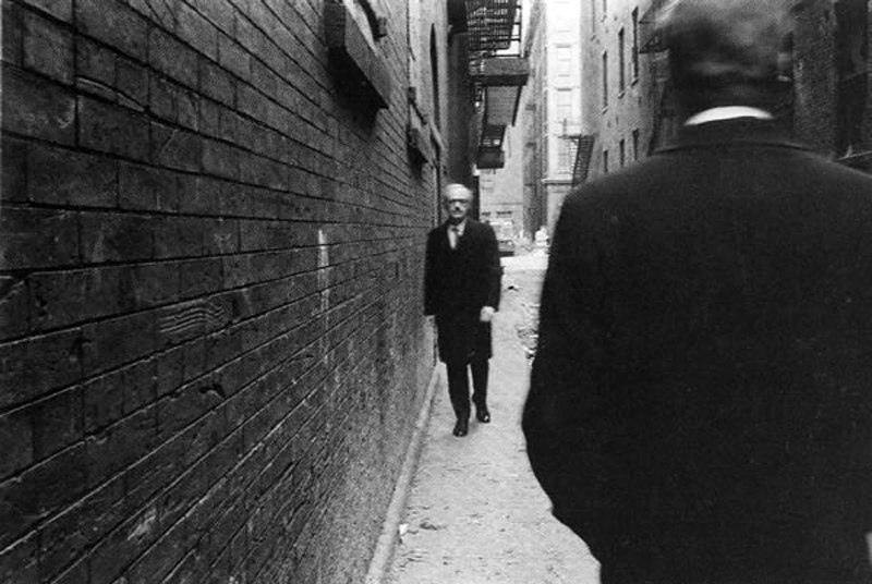 серия "Chance Meeting" кадр 1