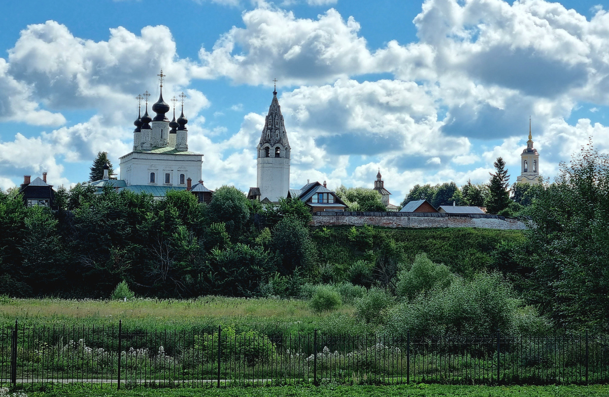 Суздаль - живое золото истории