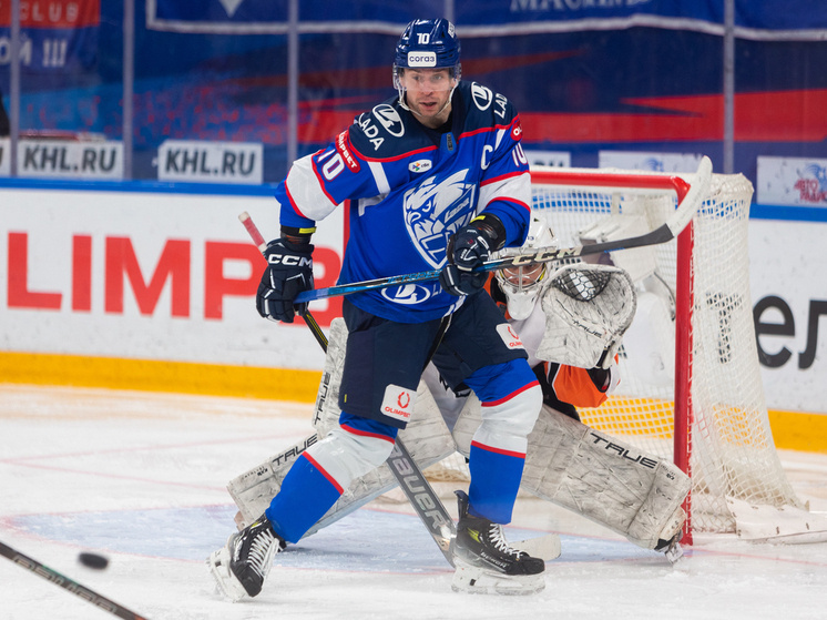     Михаил Фисенко. Фото: Андрей Холмов/ХК "Лада"
