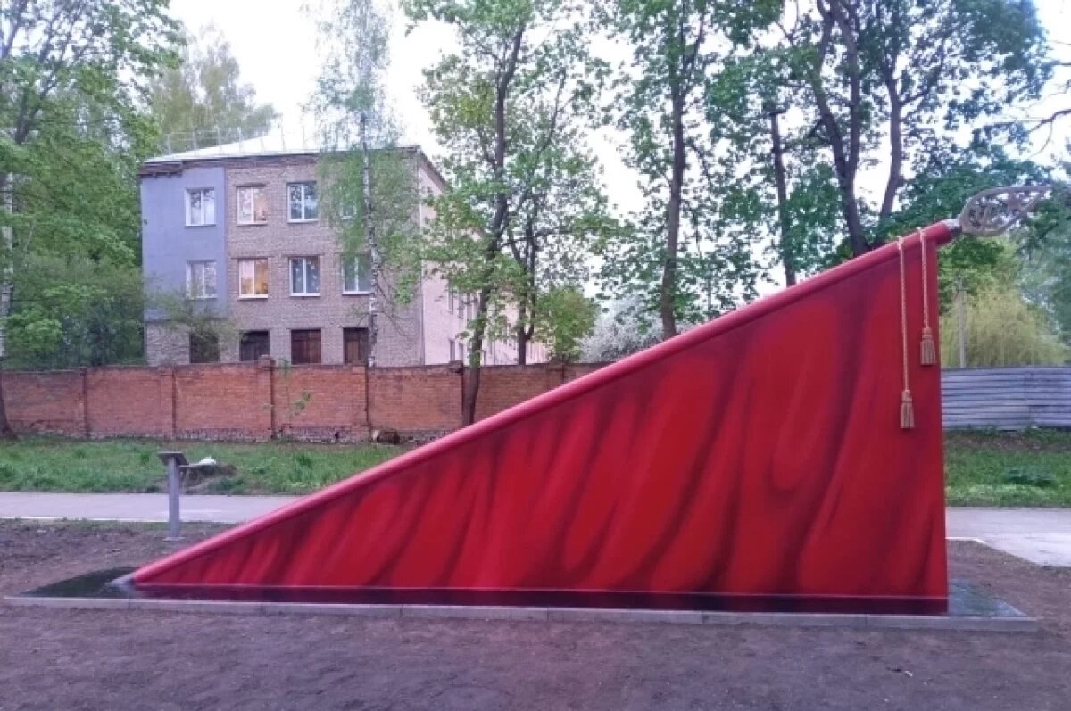    Памятник «Знамя» в Болохове готовят к открытию к 9 мая