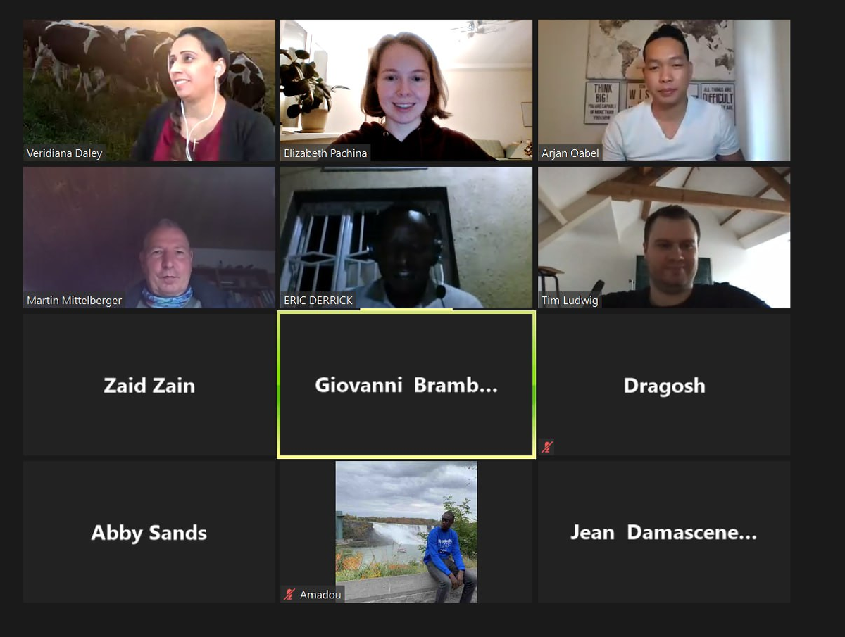 Скриншотик из Zoom времен моей работе на сайте Pronunciation Pro