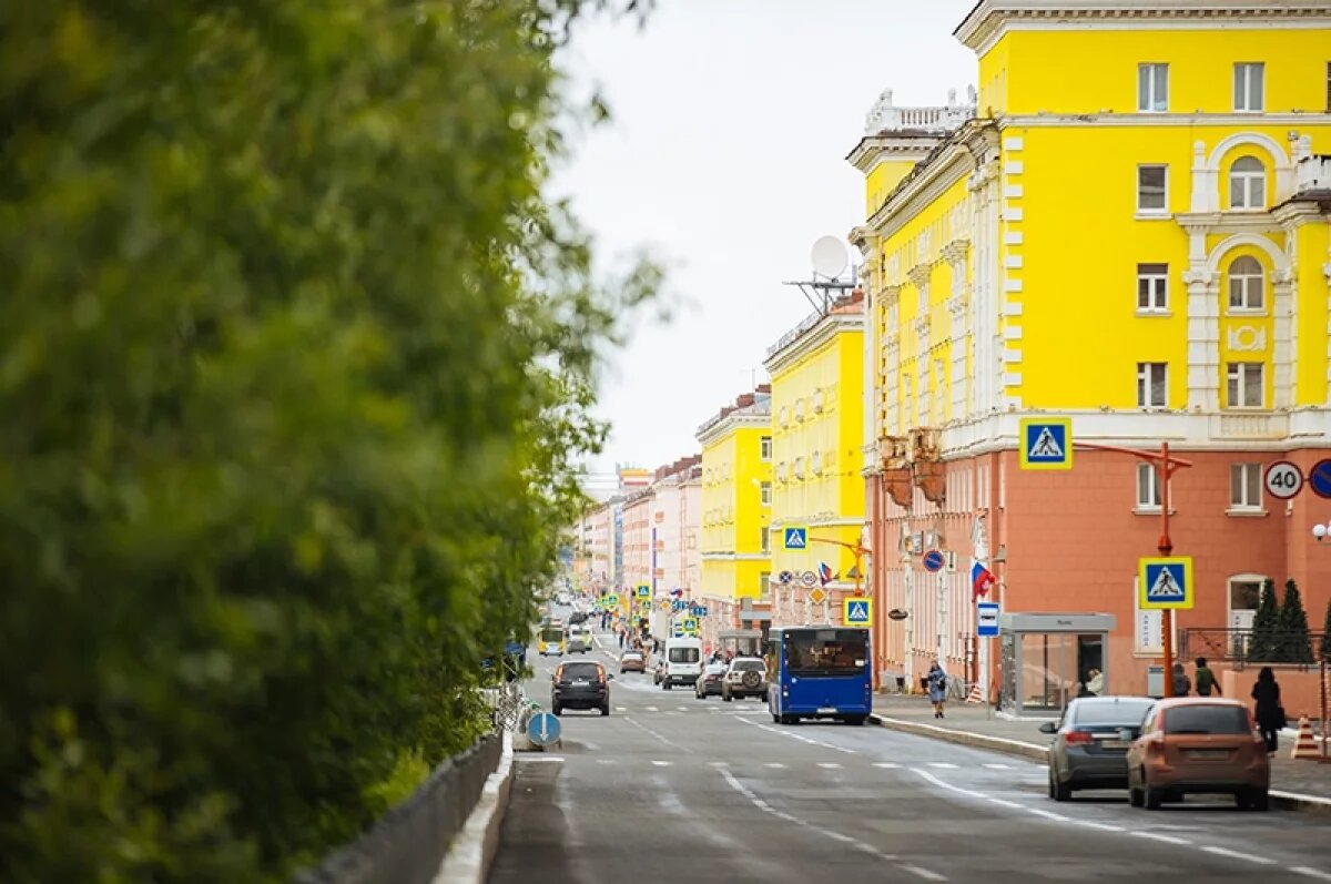    Из Норильска и Дудинки в более теплые регионы по программе переехали более 9,6 тысяч семей.