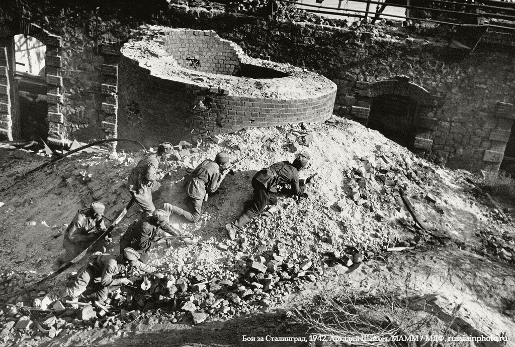Бои за Сталинград, 1942, Аркадий Шайхет, МАММ/МДФ, russiainphoto.ru