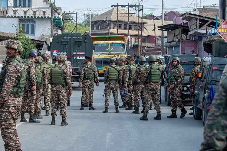    В ночь на 7 мая Индия объявила о проведении операции «против террористической инфраструктуры в Пакистане» — «Синдур».   
Фото: © Faisal Bashir / Keystone Press Agency / www.globallookpress.com