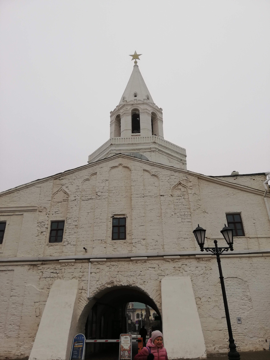 Спасская башня -вход в Кремль