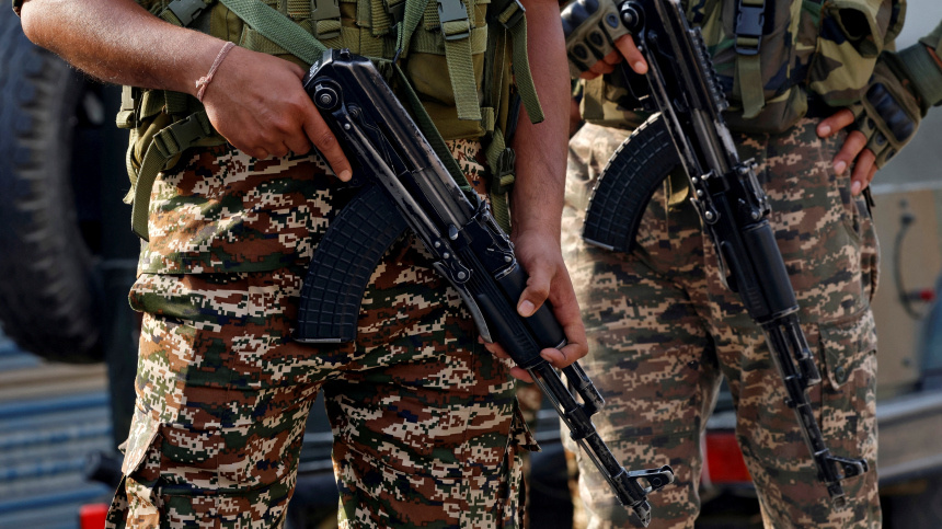    Фото: Reuters/Sharafat Ali; 5-tv.ru