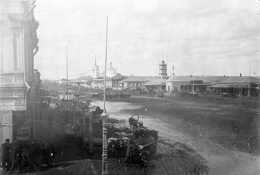 Покровск. Сенная площадь.