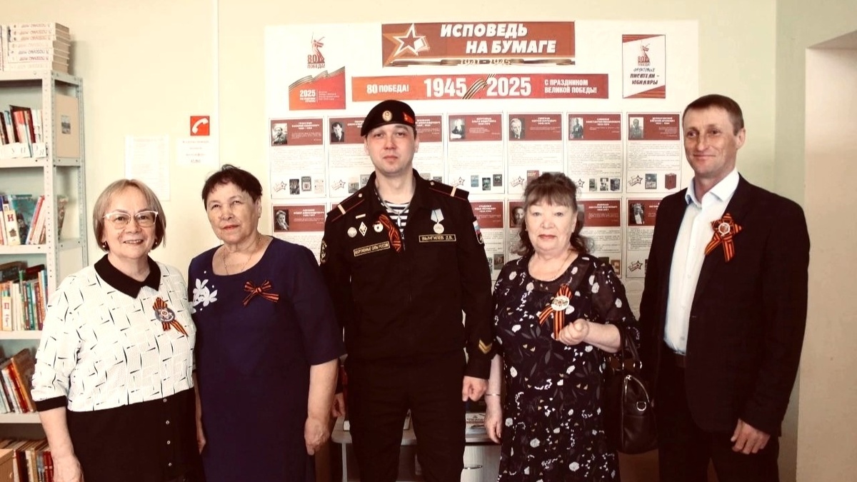    Участник проекта «Герои Югры» выступил на встрече трёх поколений к юбилею Победы