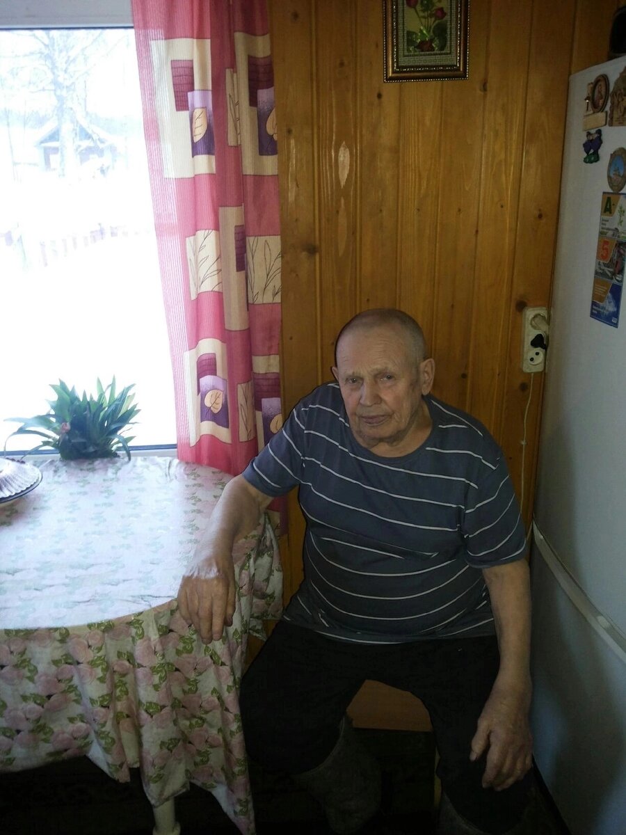 Папочка любимый 💔 На этой фотографии папе 82 года