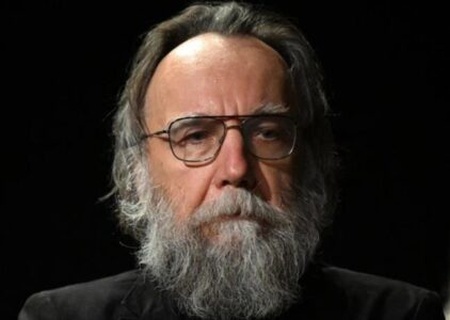    Дугин обвинил масонов в атаке на Трампа и традиционные ценности