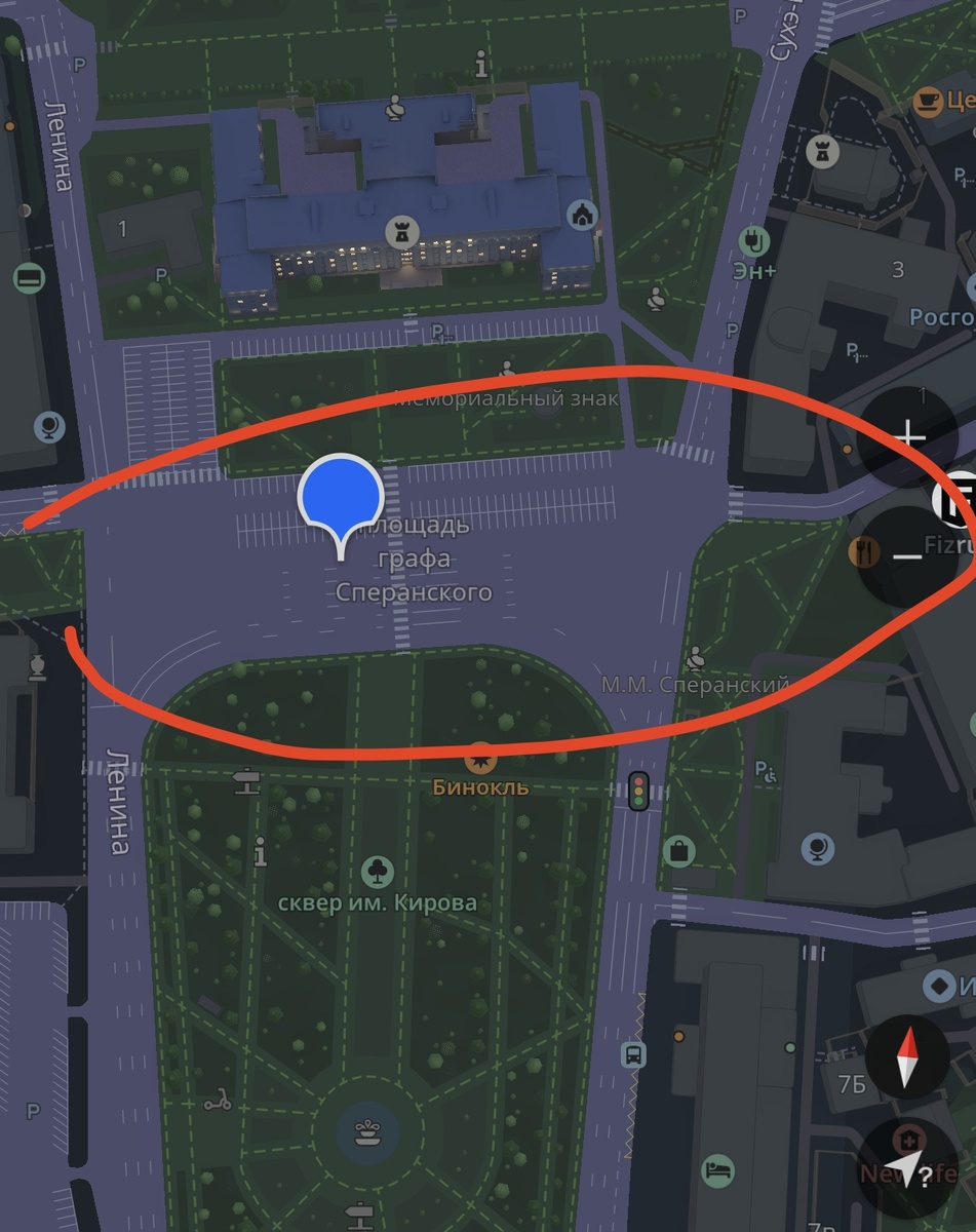 Парад Победы прошёл тут. Очень удачное место, на мой взгляд новичка в городе. Скриншот из 2ГИС.