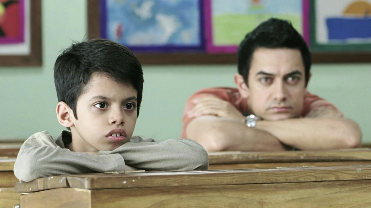 Кадр из фильма "Звёздочки на Земле"