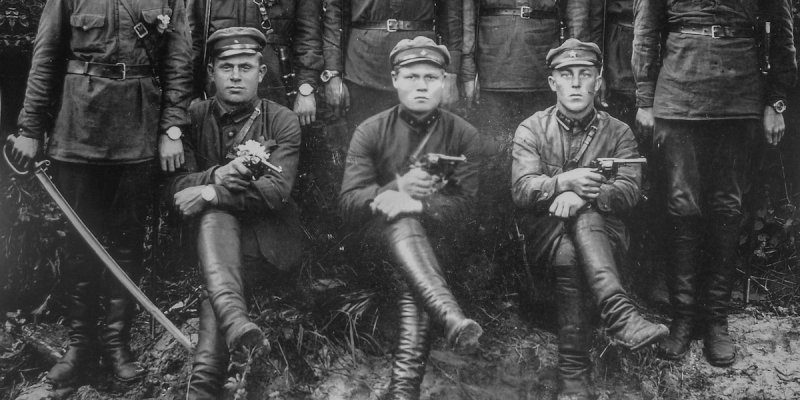 НКВД. Источник: https://rodina-history.ru/2024/07/10/karaiushchij-mech-stalina-90-let-nazad-obrazovano-nkvd-sssr.html