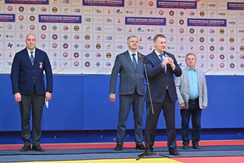    Фото в материале Федерации дзюдо Свердловской области