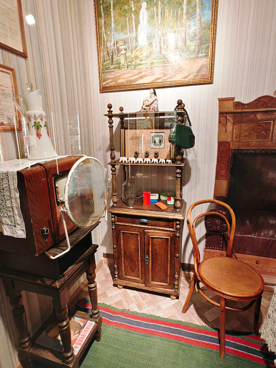 Типичный интерьер тех лет