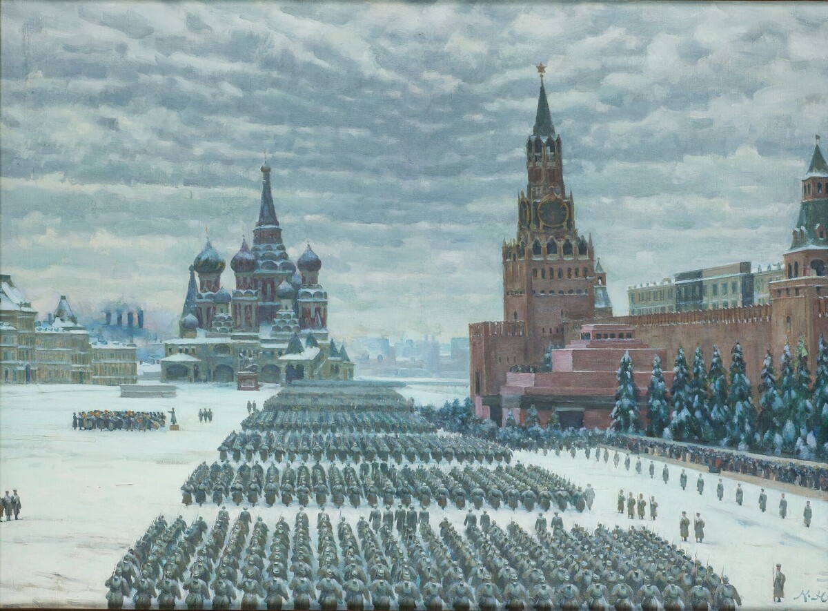 Константин Юон. Парад на Красной площади в Москве 7 ноября 1941 года. 1949. Холст, масло.
Государственная Третьяковская галерея