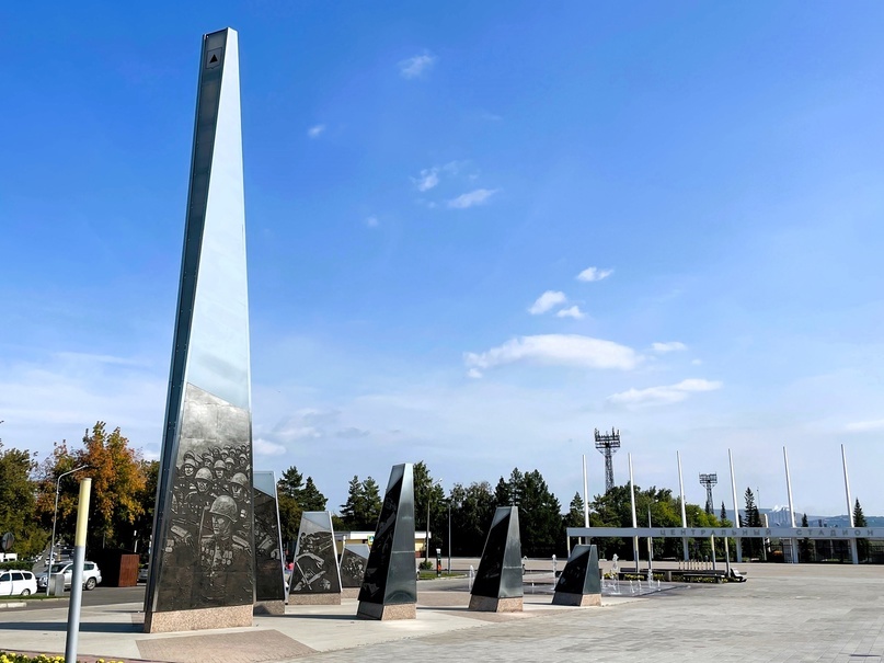 Первая в России стела «Город трудовой доблести» в Магнитогорске