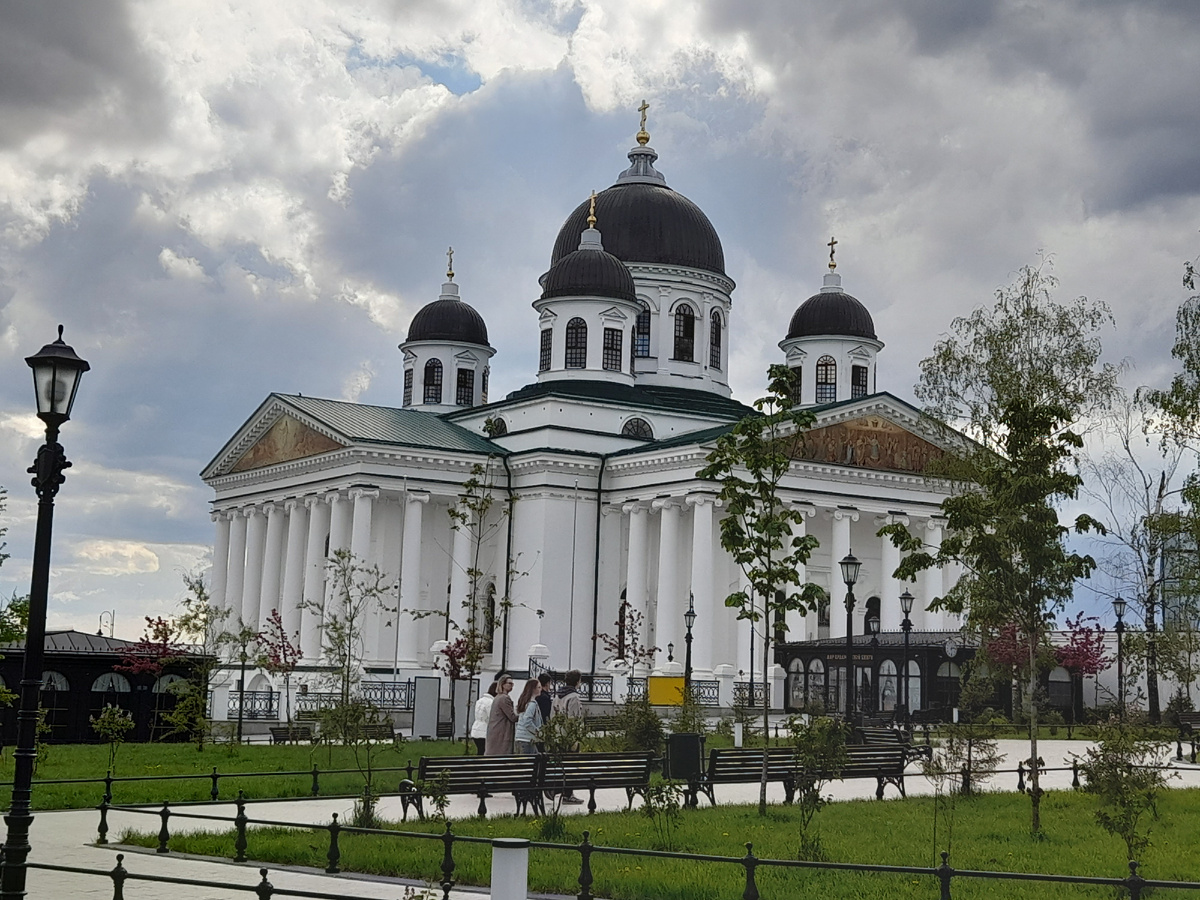 Кафедральный Воскресенский собор