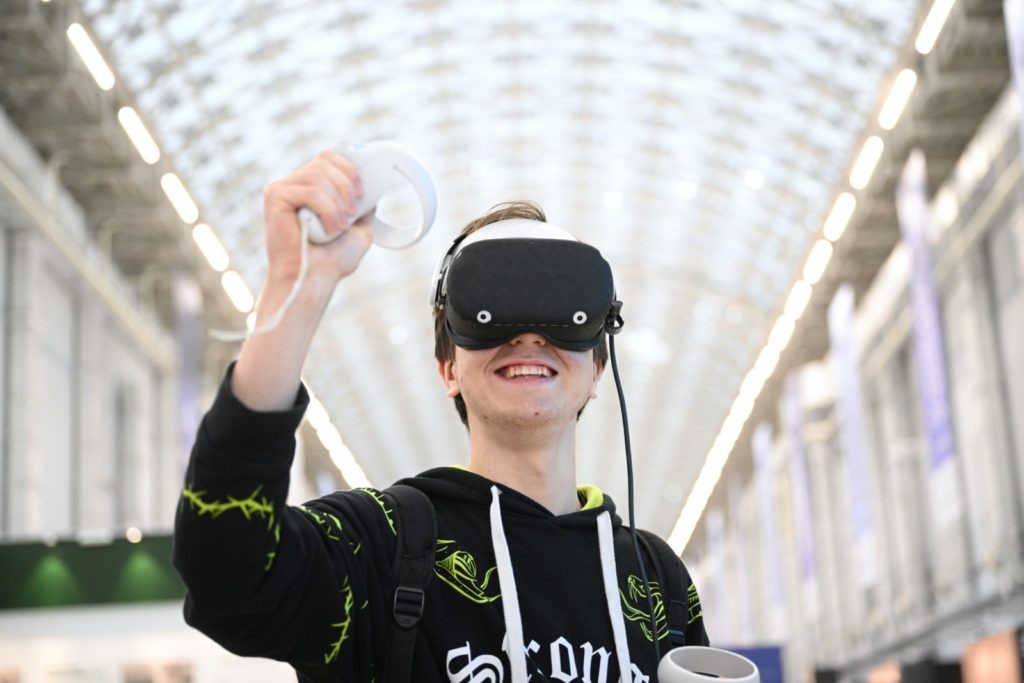    Рамиль Ситдиков / Фотохост Конгресса молодых учёных