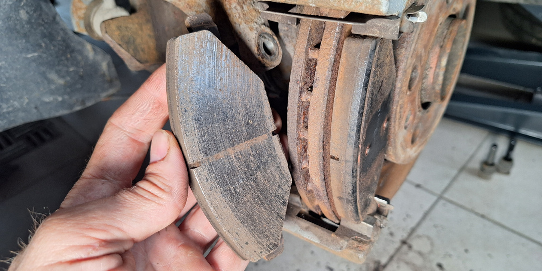 Тормозные колодки никогда не будут скрипеть, если сделать два простых действия