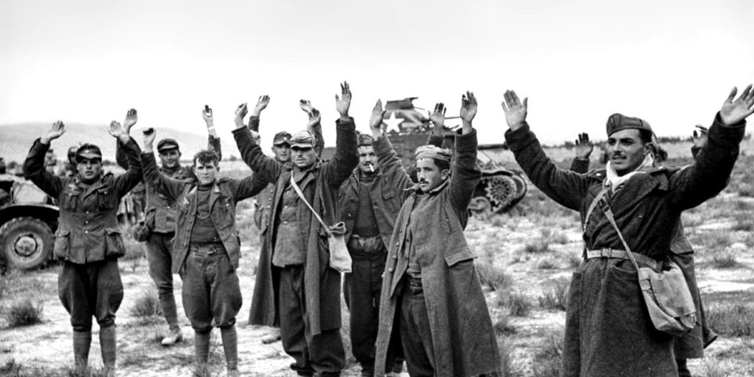 Операция "Компас": Как итальянцы оплошали, а Гитлеру пришлось спасать положение.