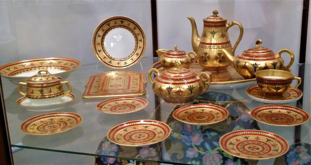 Сервиз «Посольский» / «Президентский сервиз». 1934. Музей Дулёвского фарфорового завода