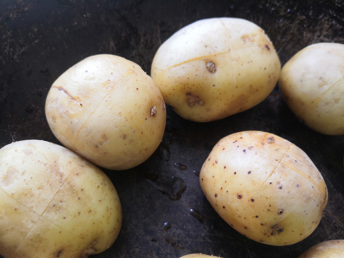 Надрезанноая картошка