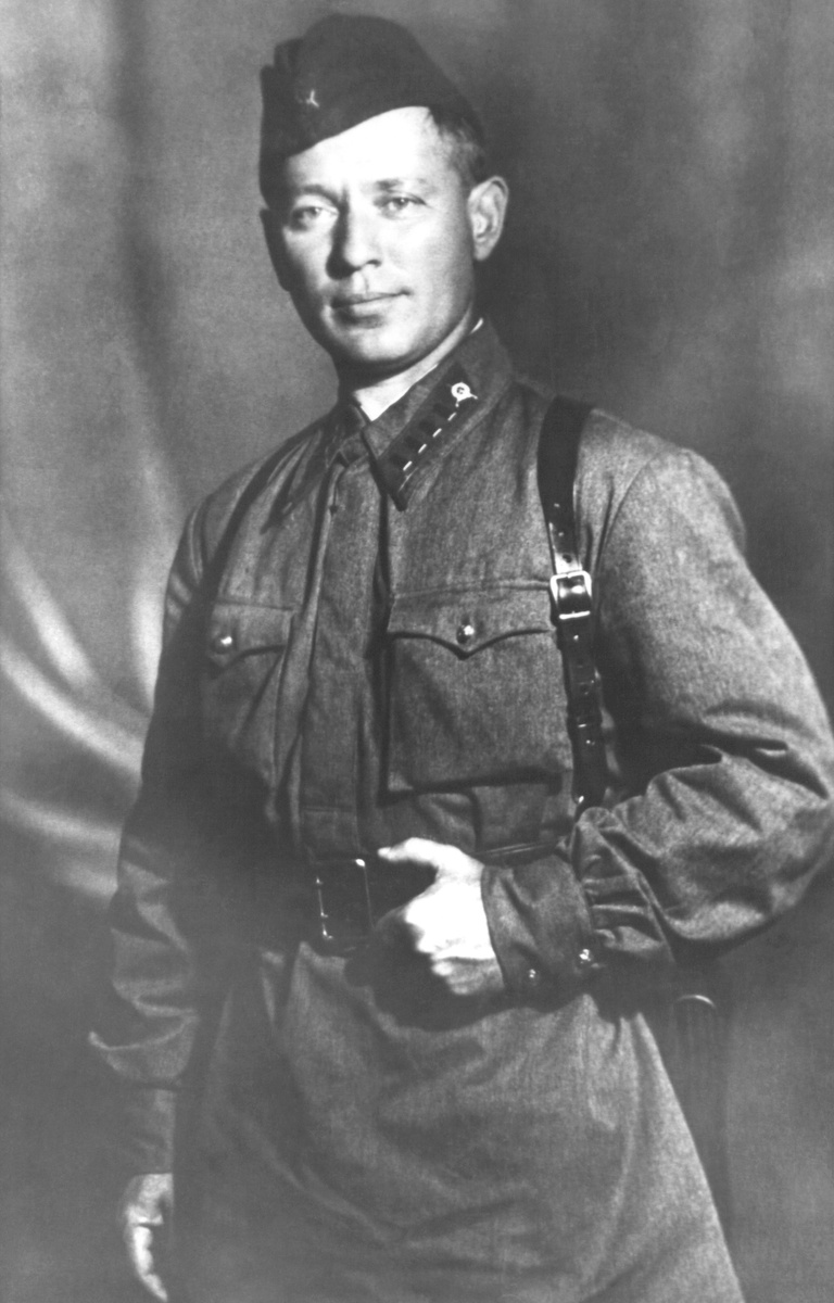 М.А. Шолохов. 1941 г.