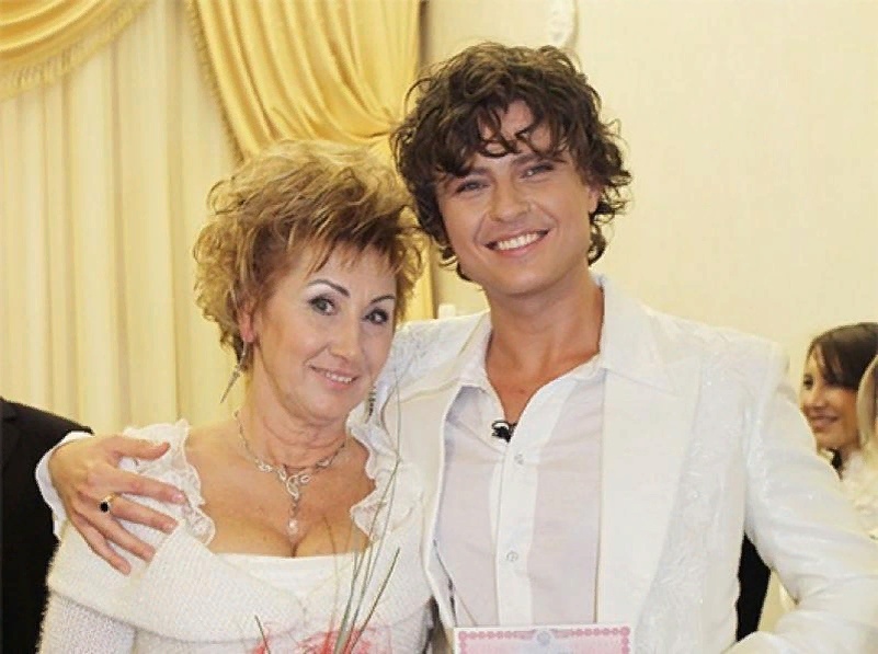 На фото Прохор Шаляпин и Лариса Копенкина ВКонтакте