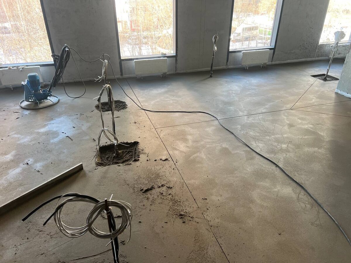 Устройство стяжки в новом здании - бизнес-центре