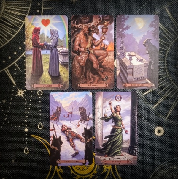 Влюблённые + Д*яво* + 8 кубков + 4 мечей + Превосудие