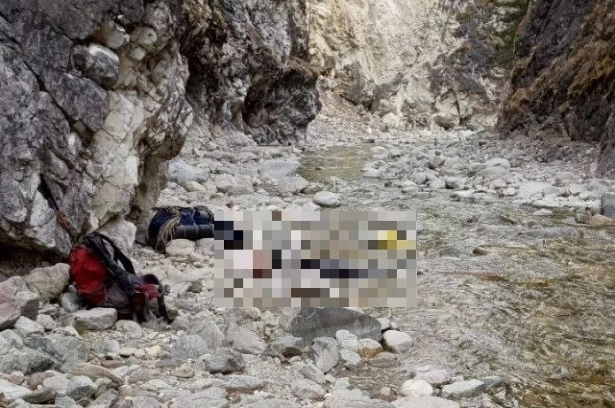    Турист из Красноярска сорвался со скалы в Бурятии и погиб